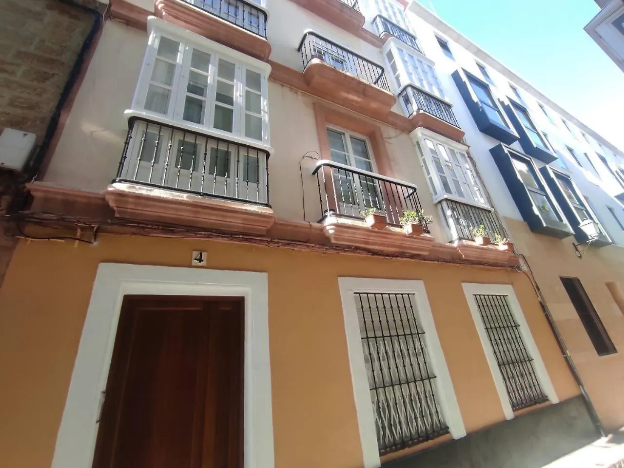 SimplyHosted Casa Buda Cádiz